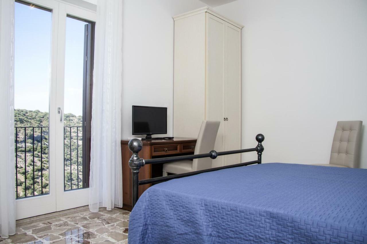 Bframe Cornice Barocca Ragusa Exterior photo