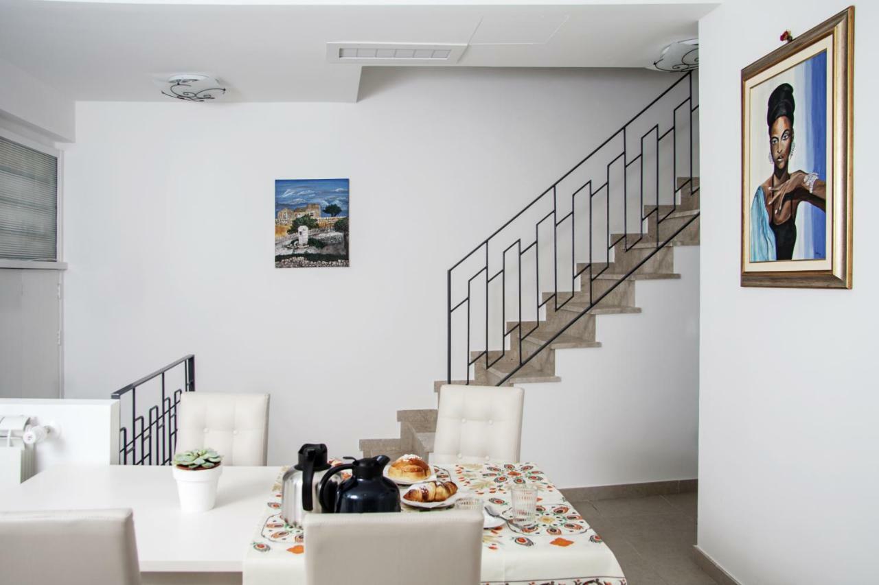 Bframe Cornice Barocca Ragusa Exterior photo
