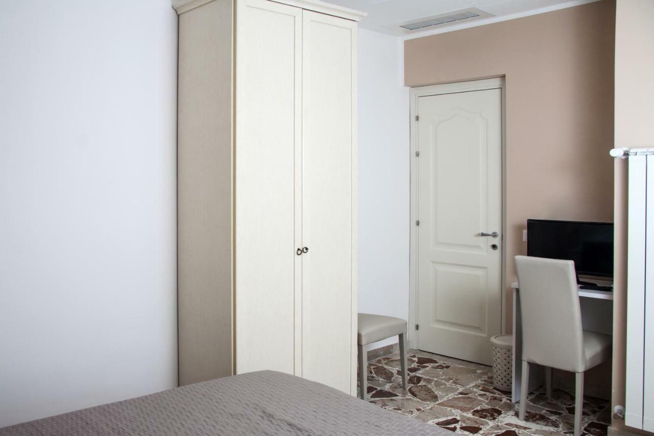 Bframe Cornice Barocca Ragusa Exterior photo