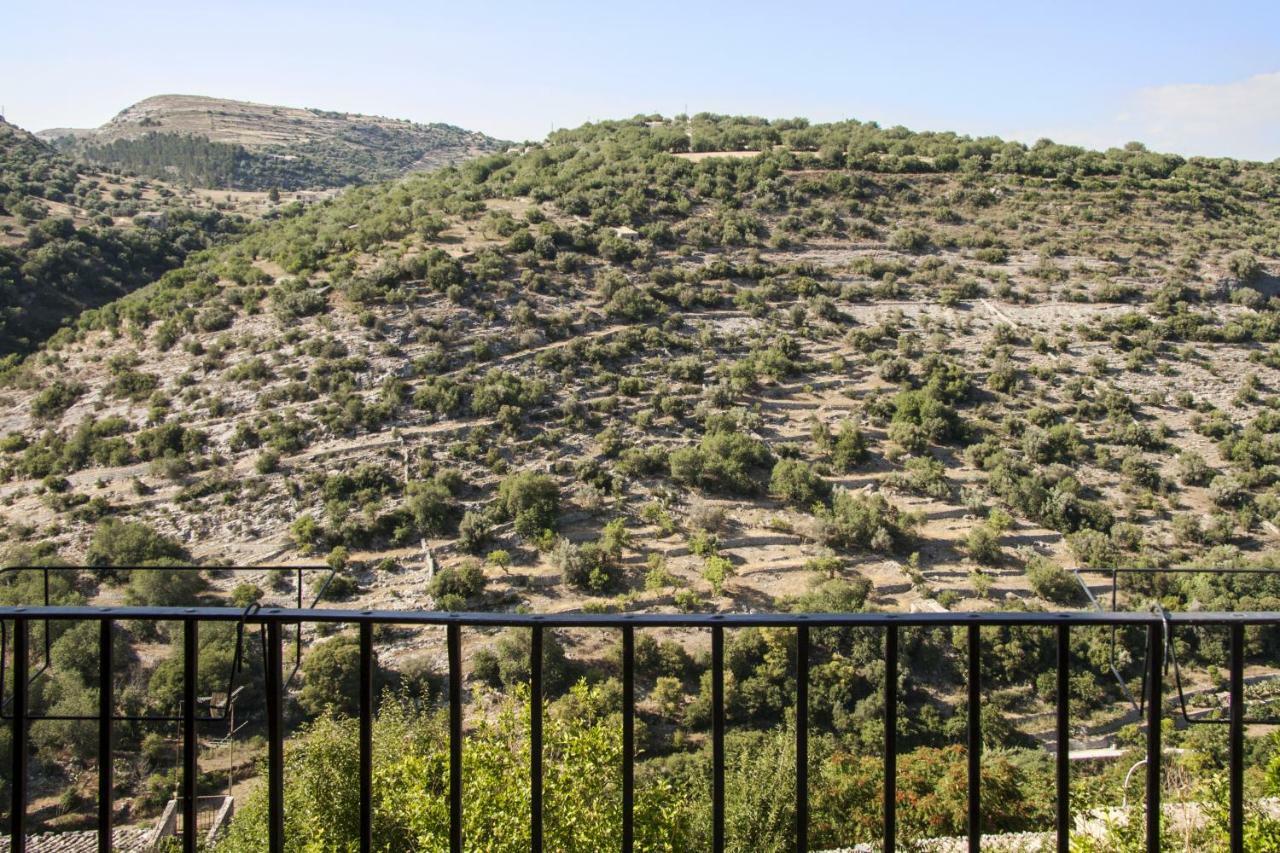 Bframe Cornice Barocca Ragusa Exterior photo
